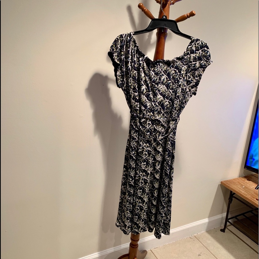 Access  Excellent Condition Multi Dress - Picture 3 of 4